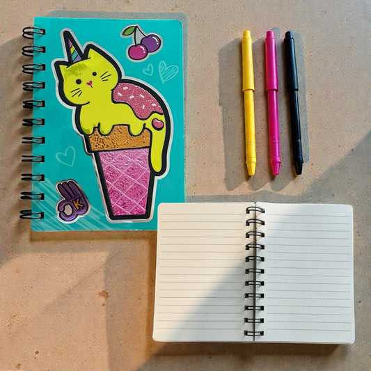 Caderno pequeno - Sorvete de gato
